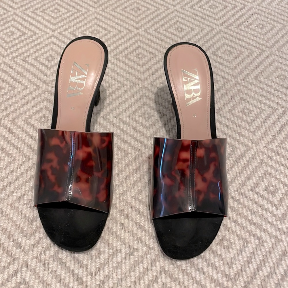 black suede 3.75” heels w/ plastic tortoiseshell uppers.